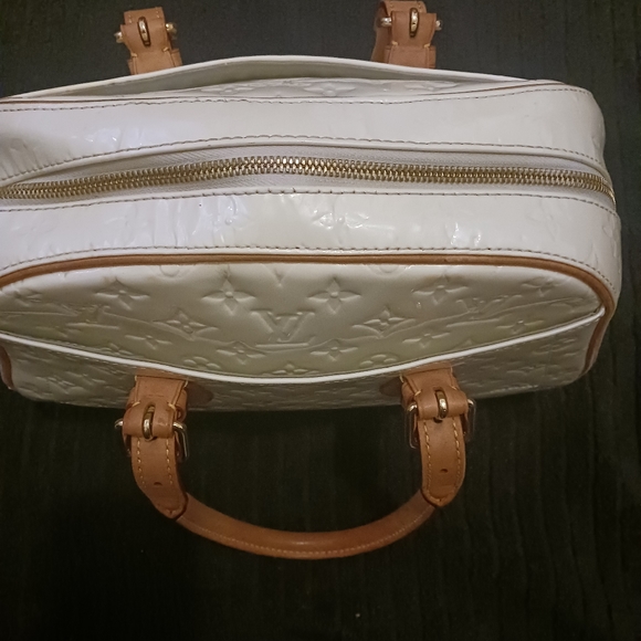 (Authenticated)Louis Vuitton Vernis Bag - Picture 6 of 11